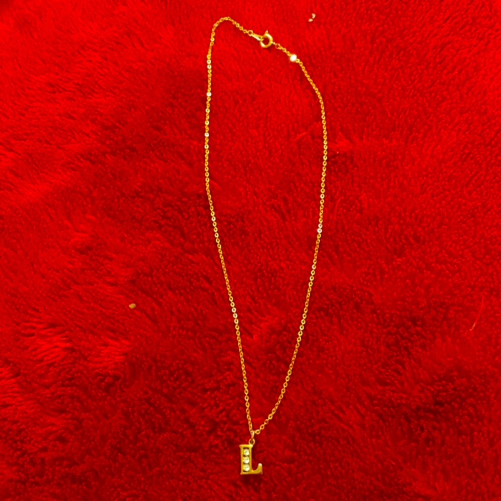Gold Chain with letter "L"